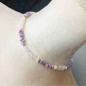 Vintage 70s painted shell chip choker necklace